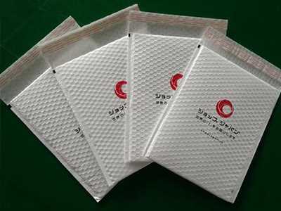 亳州珠光膜牛皮纸气泡袋厂家